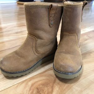 Kids waterproof Uggs